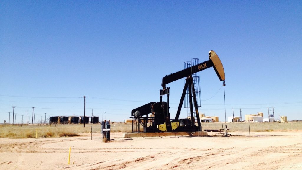 Oil Prices Rise on Expectations of Fed Softening Hawkish Rhetoric