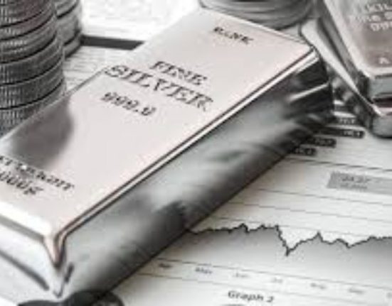 Silver Price Reverses One-Year High and Snaps Three-Day Uptrend