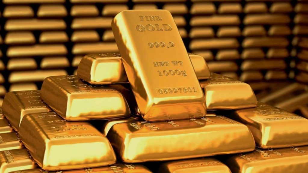 Gold Faces Pressure as Markets Anticipate July Rate Hike